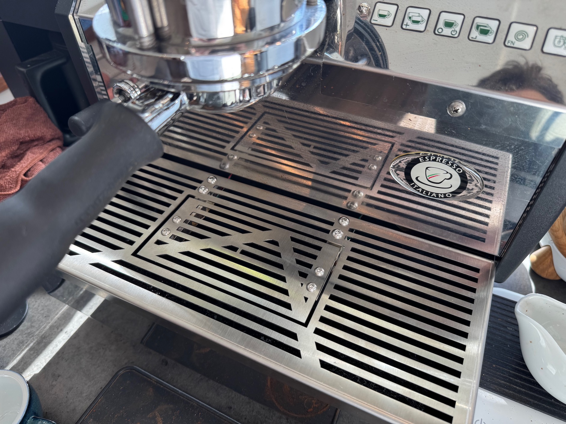 A photo of the grate